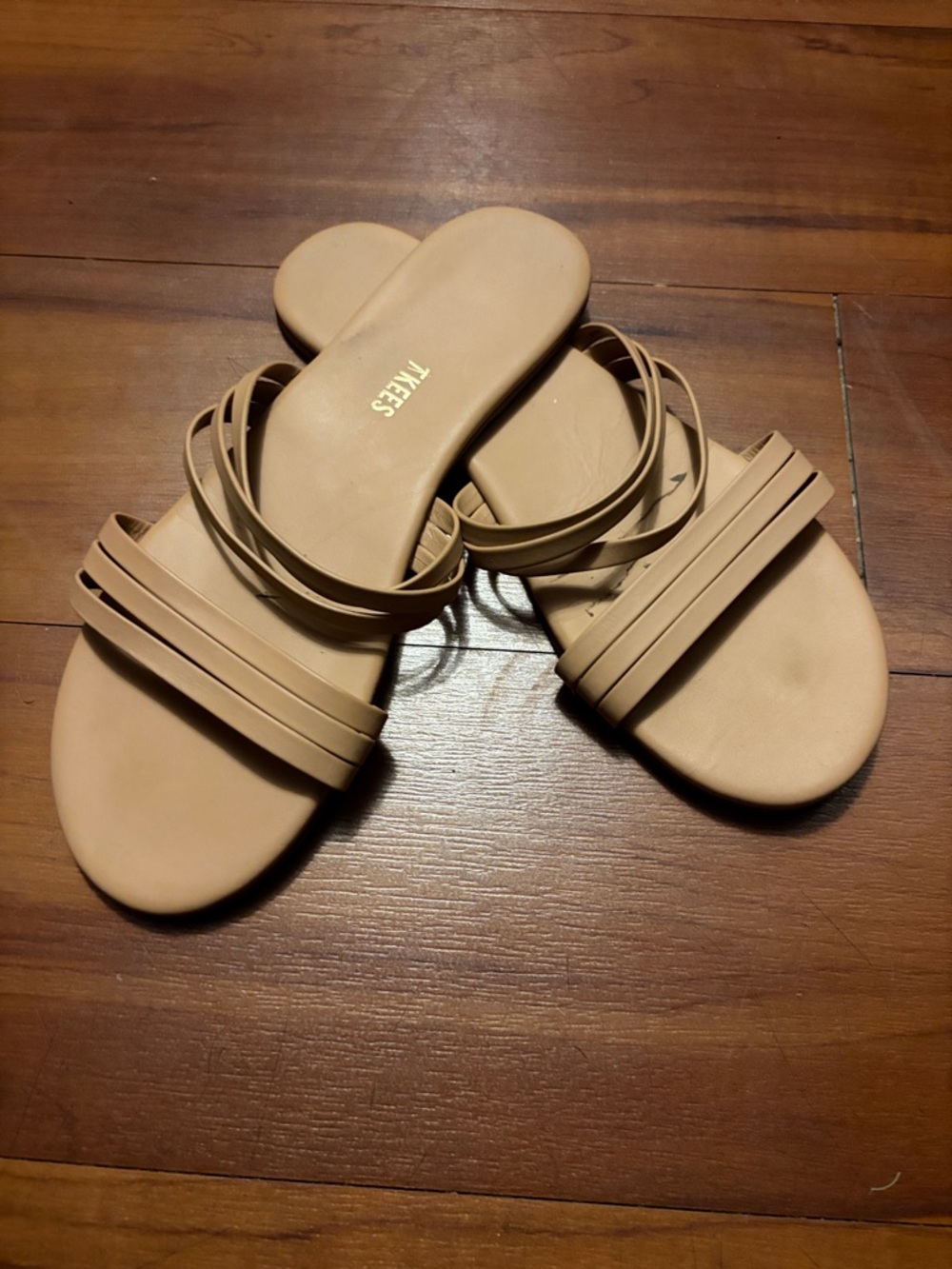 TKEES Women’s Tan Strappy Slide Sandals Sz 10